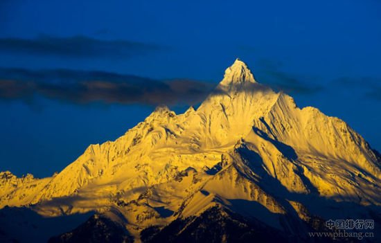 此生须得登一回的中国十大最美山峰