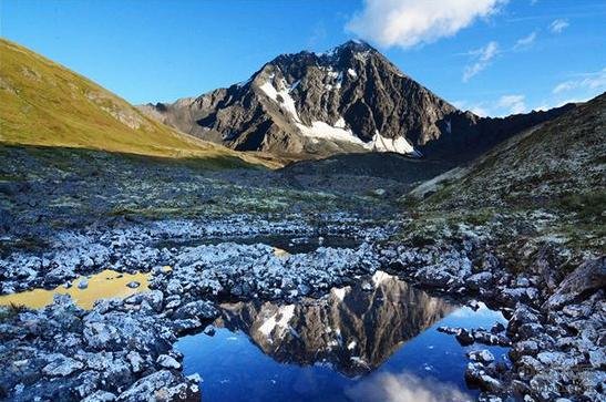 世界十大绝美旅行地 中国这里美如穿越仙境